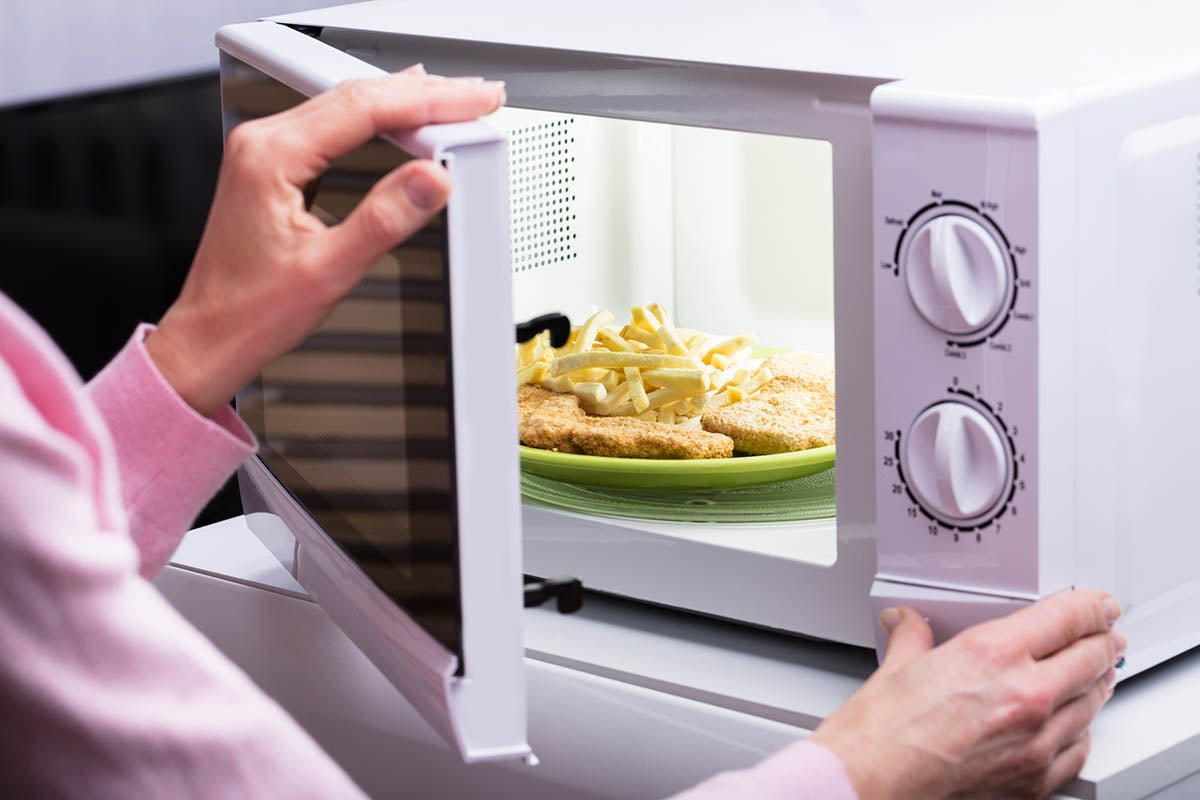 Understanding Microwave Radiation Regulations What Homeowners Should Know Simplyfix Appliance